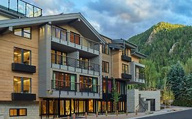 W Aspen Hotel Residences